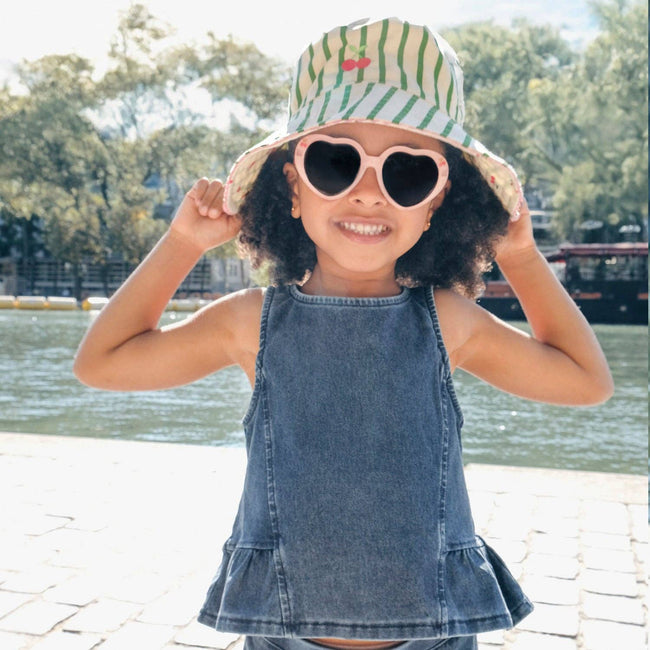 

🍒 Rockahula Kids Cherry Kiss Stripy Reversible Hat

Cherry Kiss Reversible Hat | Stripy Sun Hat
