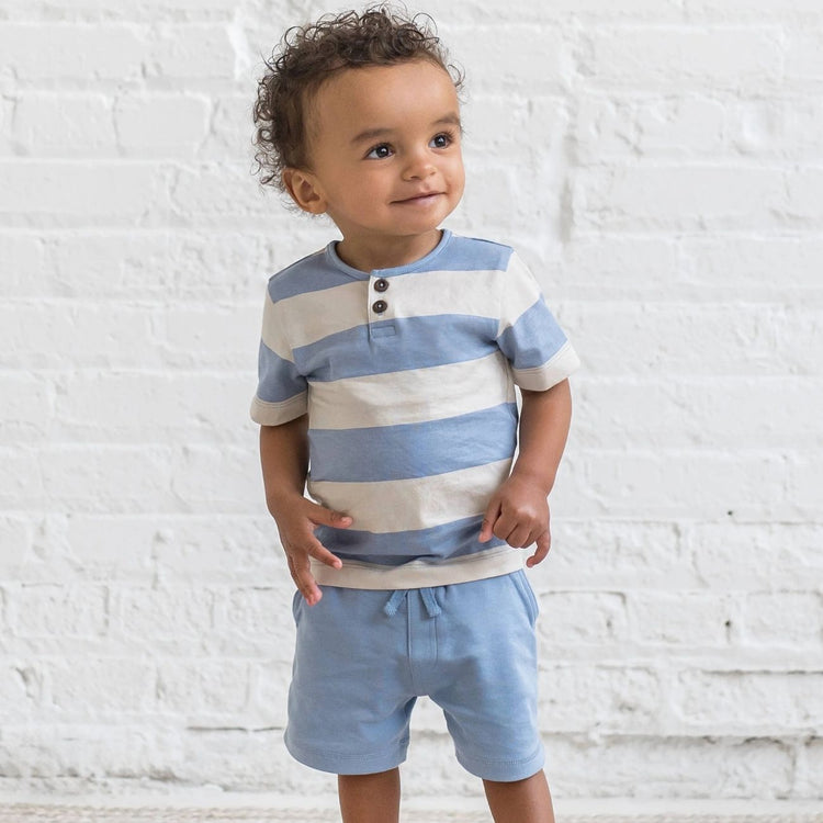 
                    
                      Reef Henley & Dane Shorts Set, short sleeve henley with wooden buttons and elastic-waist shorts with pockets in soft organic cotton toddler boys
                    
                  