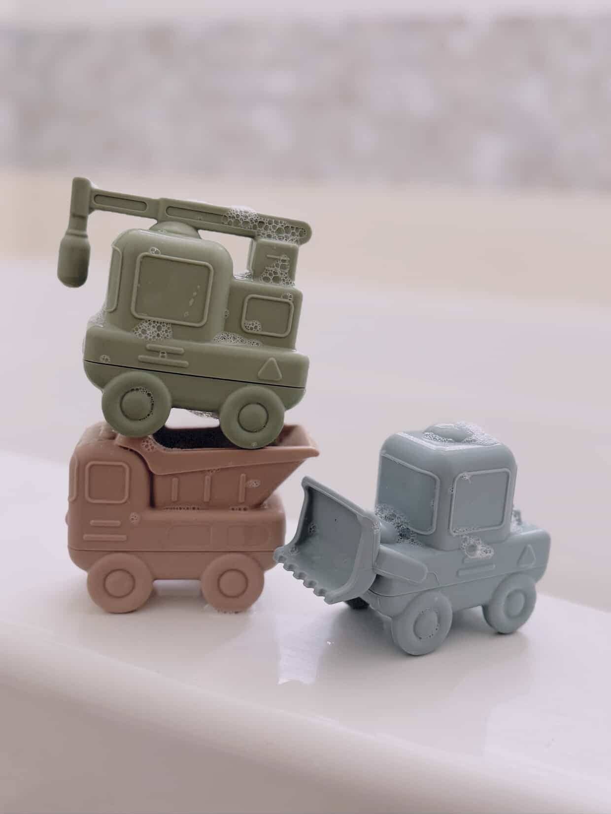 Dishwasher-safe silicone construction vehicles bath toy set after cleaning