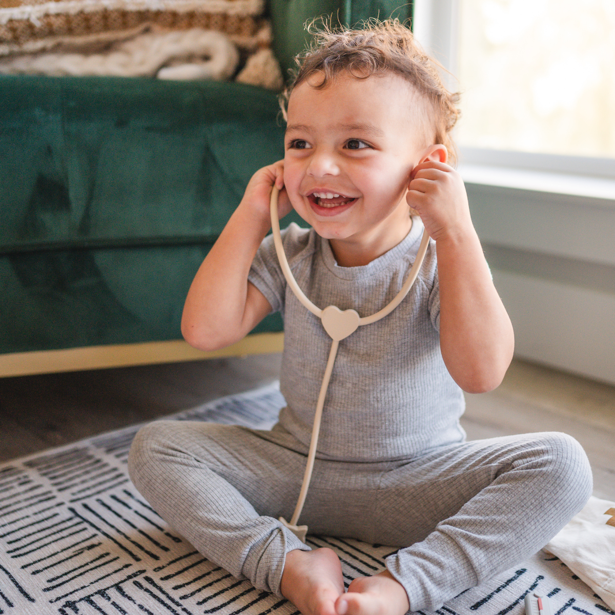 Silicone doctor play set toy – sensory pretend play set for ages 3 and up.