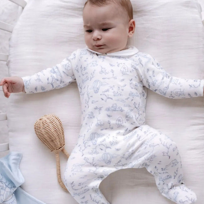 3-Piece Newborn Set - Toile De Jouy / Blue - close-up of newbornToile de Jouy cotton print