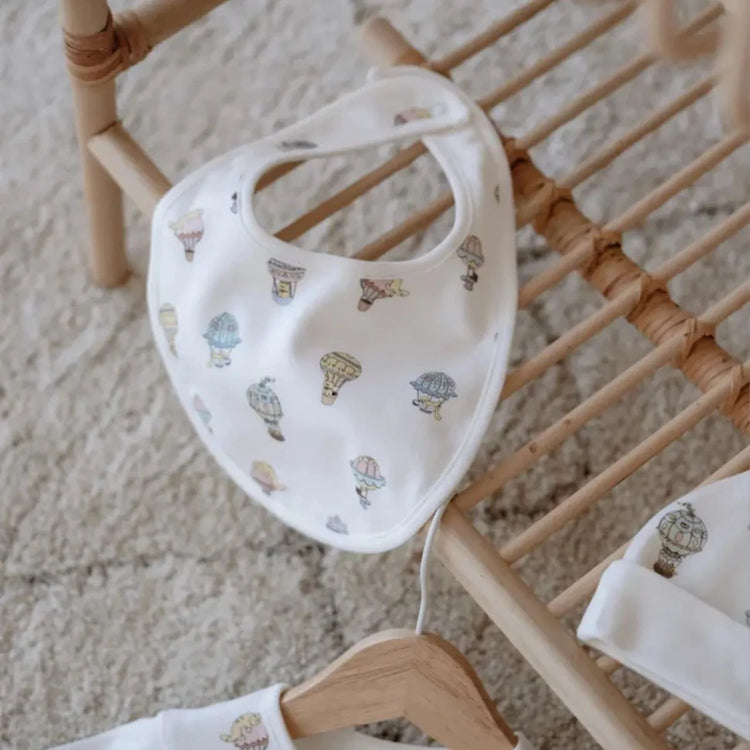 
                    
                      3-Piece Newborn Set - Cappadocia - newborn hat detail in Atelier Babbi Cappadocia print 0-3m
                    
                  