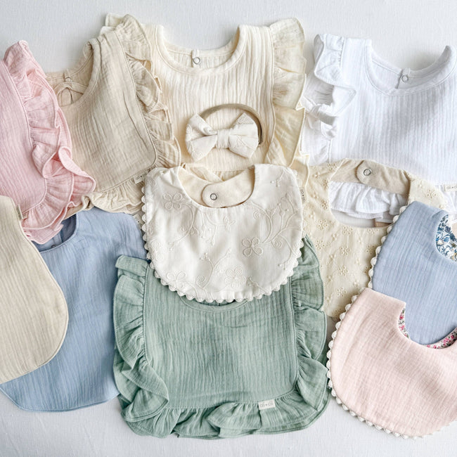 Muslin Eyelet Flowers Bib - Olive Sprout Kids