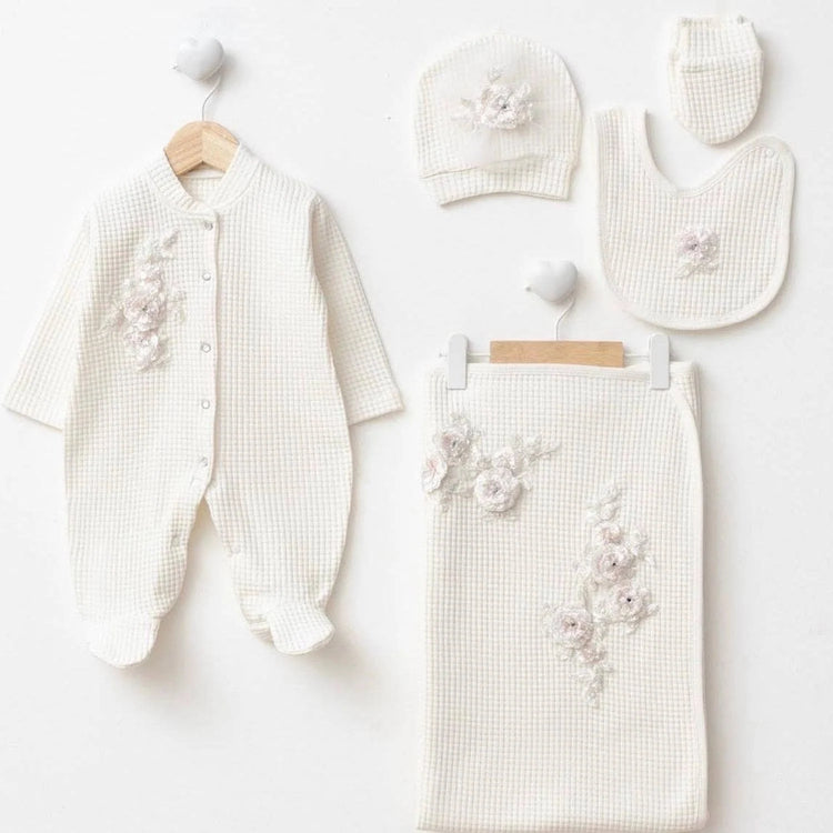 
                    
                      organic-cotton-baby-girl-coming-home-outfit-set
                    
                  